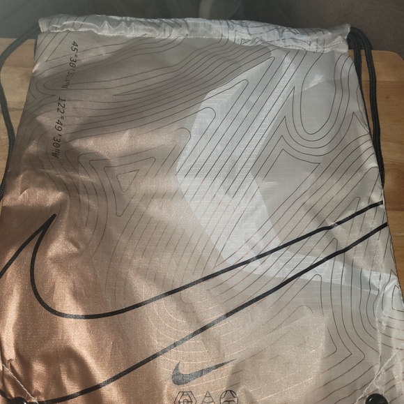 Nike Phantom GT2 Elite DF FG main image 10
